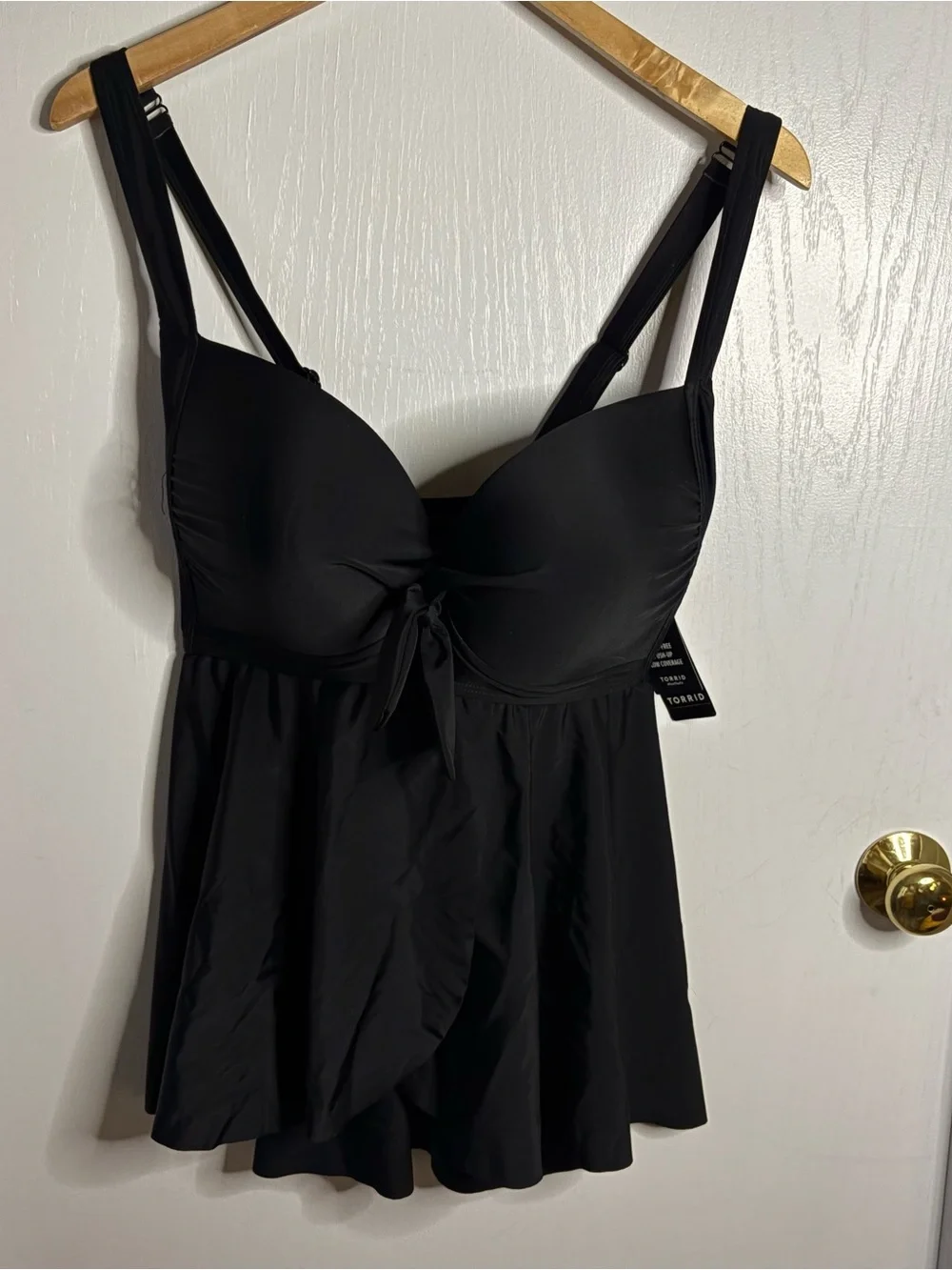 Torrid Wire-Free Push-Up Tie-Front Tankini Swim Top Black 3X D/DD Convert Straps - Picture 1 of 6